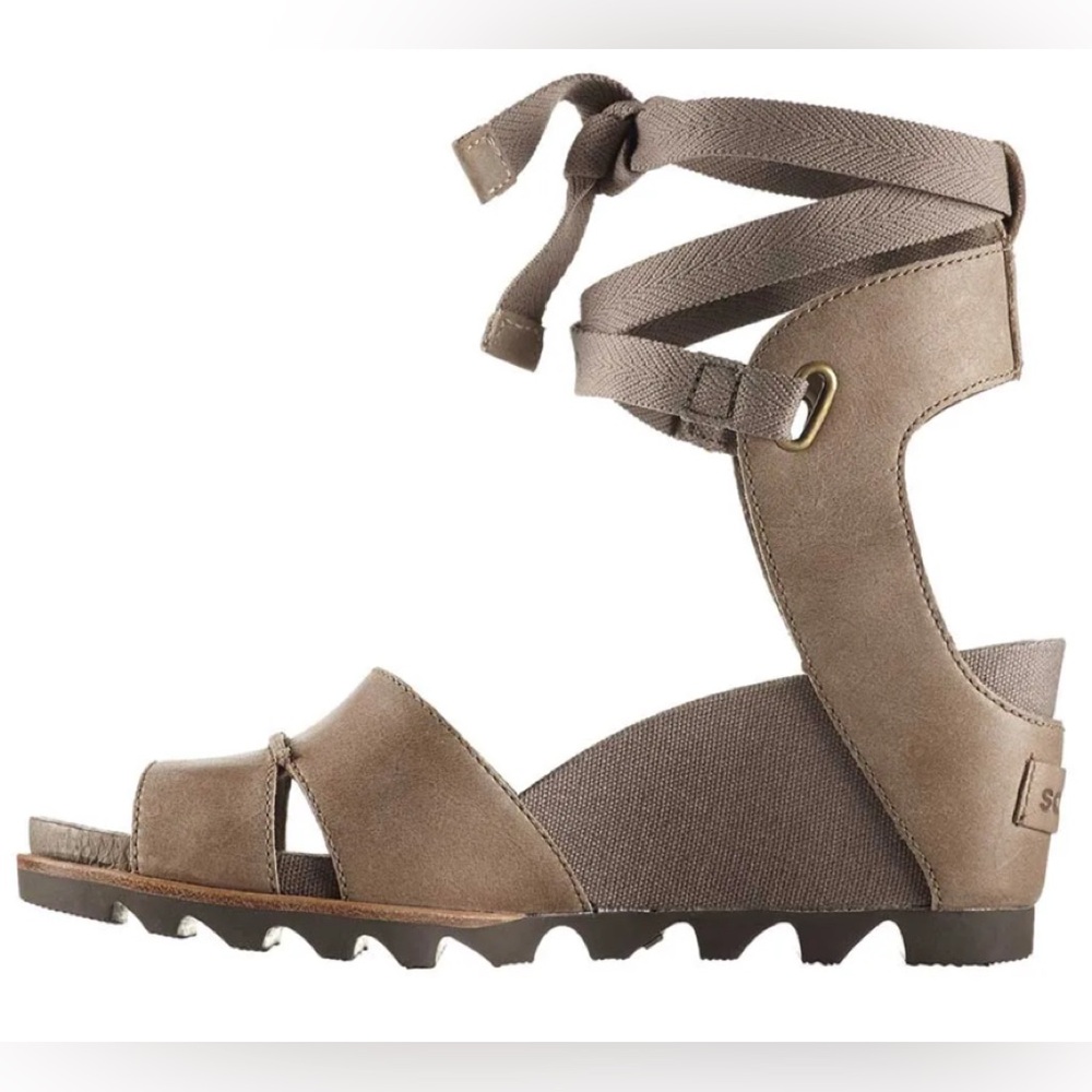 Guaranteed Authentic Sorel Joanie wedge taupe heels sandals leather $190.00 7.5